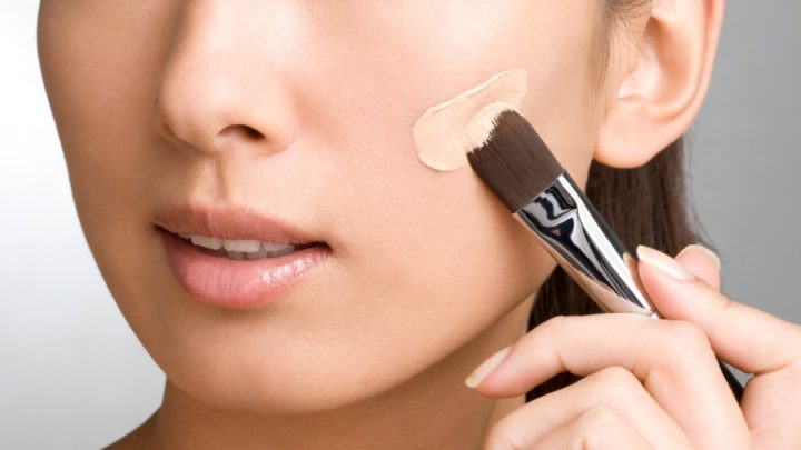This Is How To Pick Your Perfect Foundation