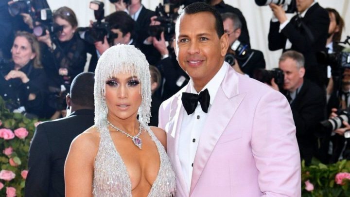 J.Lo Wore Over $8 Million Worth Of Jewelry To 2019 Met Gala