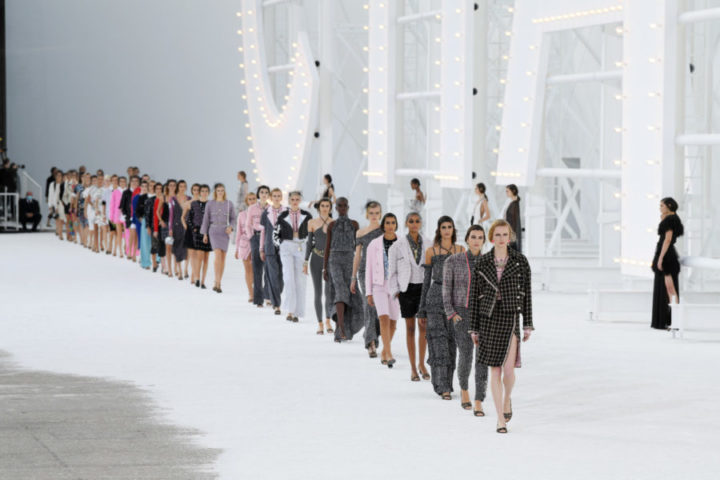 Chanel Celebrates Hollywood Style For The Spring/Summer 2021 Runway Show