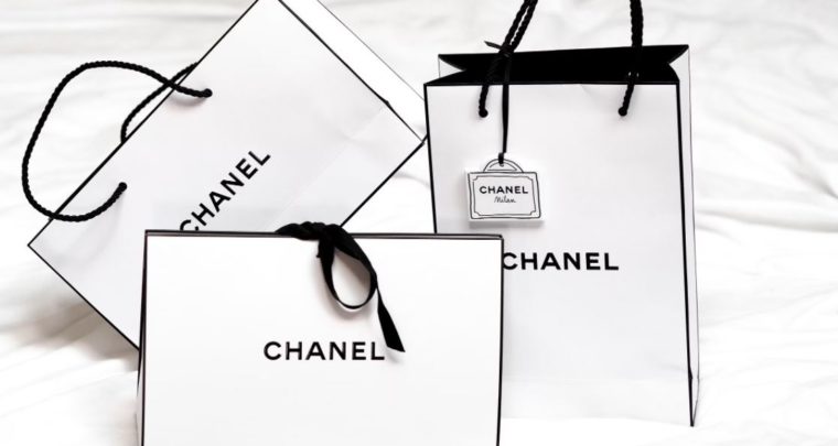 Chanel Hosts Métiers d’art Collection Runway Show At Château de Chenonceau